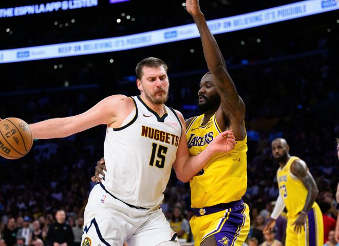 湖人逆袭夺冠之路：詹姆斯防守蜕变引领球队复