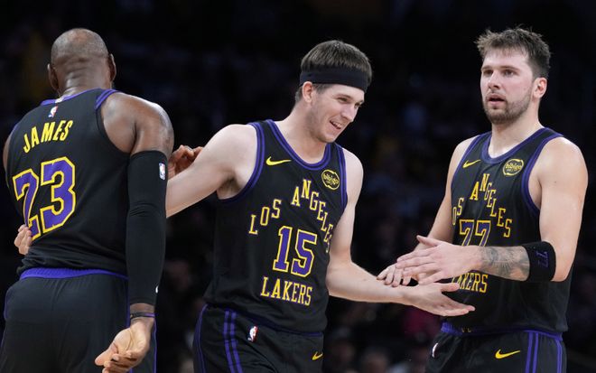 湖人逆袭西部第四里夫斯成关键棋子詹姆斯未来