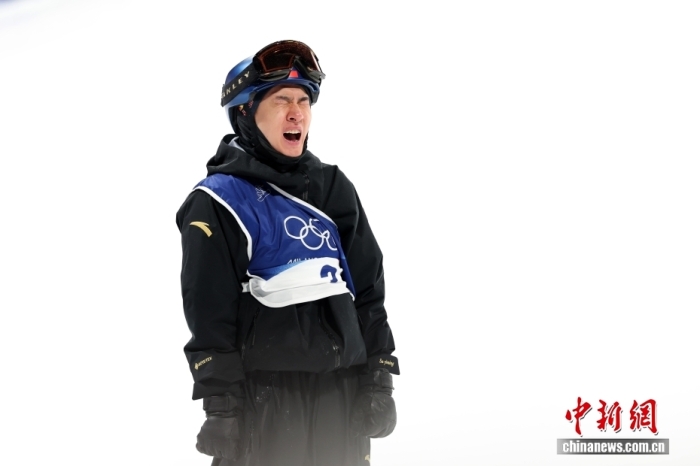 玩得开心就好：苏翊鸣在伤痛与光环之间守护初