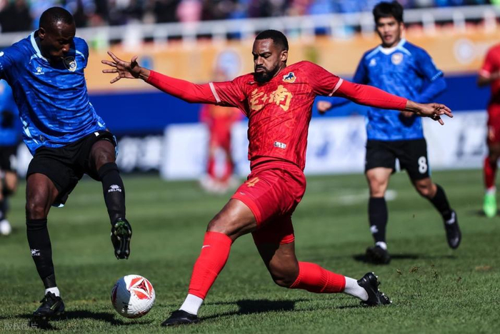 定南赣联客场逼平大连鲲城 积分反超暂列第三